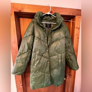 JCREW Signature Puffer Coat, this season, size Large Tall